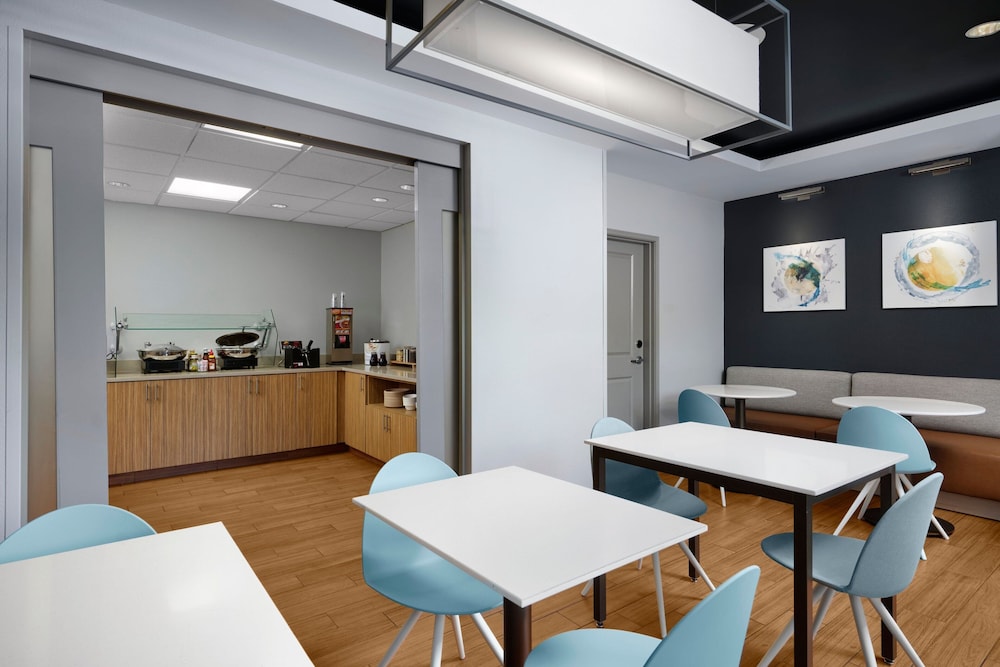 Towneplace Suites Columbia Northwest Harbison 36/51