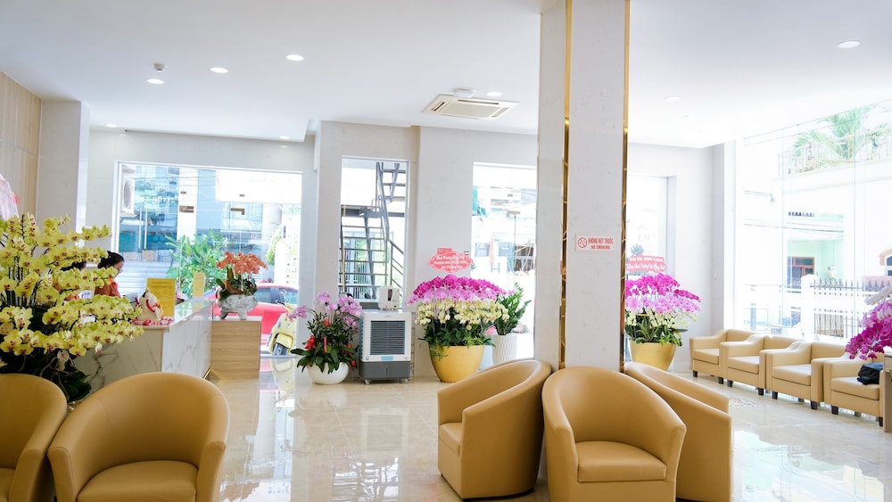 Prague Nha Trang Hotel 28/35