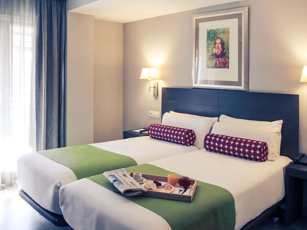 Mercure Madrid Centro Lope De Vega 26/75