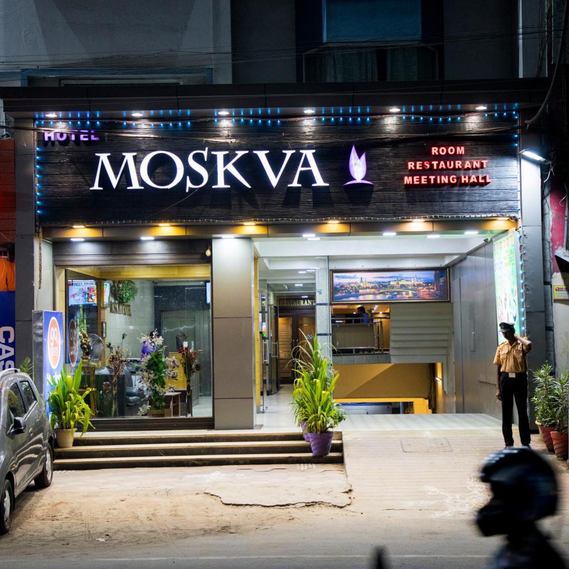 Moskva Hotel 2/49