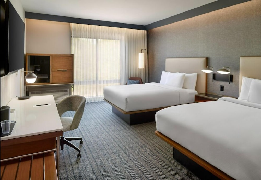Courtyard by Marriott Birmingham Grandview 13/40