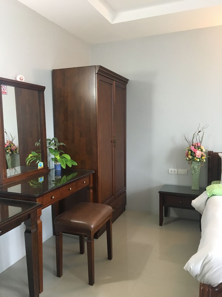 J.Holiday Inn Krabi 34/51