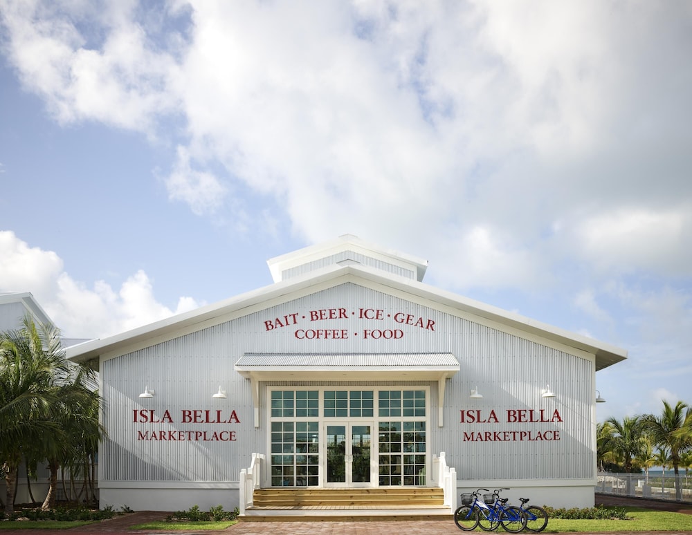 Isla Bella Beach Resort 2/74