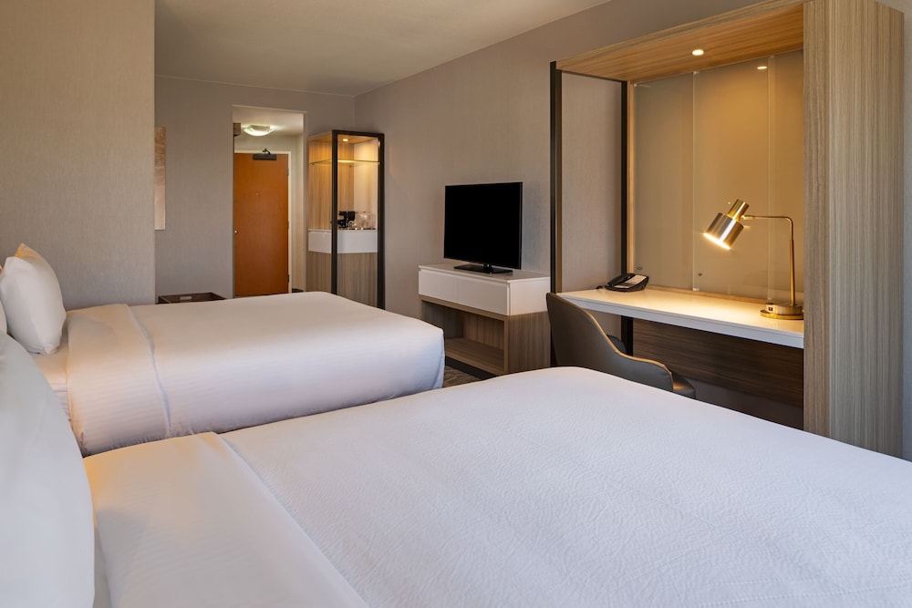 Suite, Multiple Beds