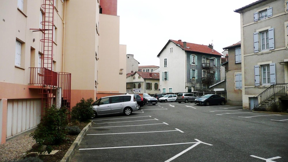 Brit Hotel Cahors Le Valentre 64/70