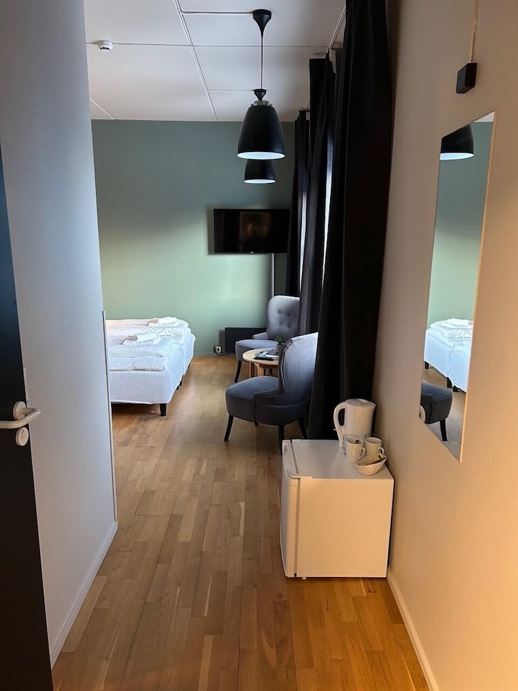 Marina Hotel Sortland 18/50
