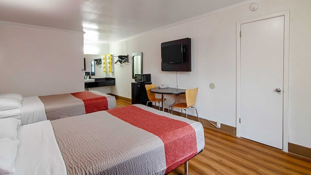 Motel6 Bay Minette, AL 17/42