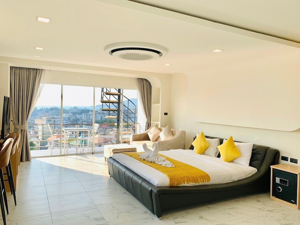 Oceanview Treasure Hotel & Residence 19/58