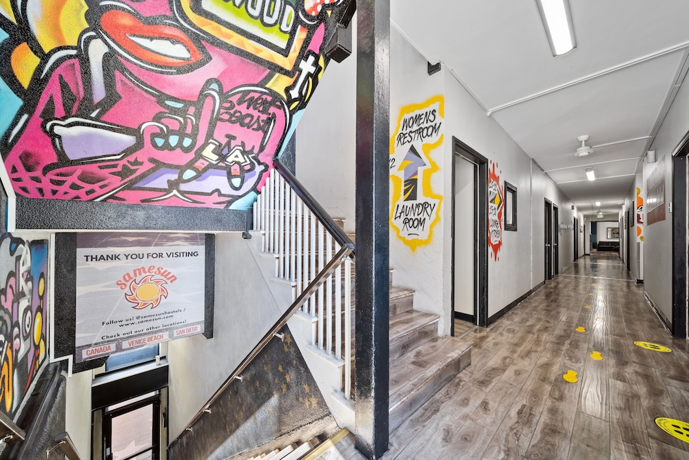 Samesun Hollywood (formerly Walk of Fame Hostel) 8/50