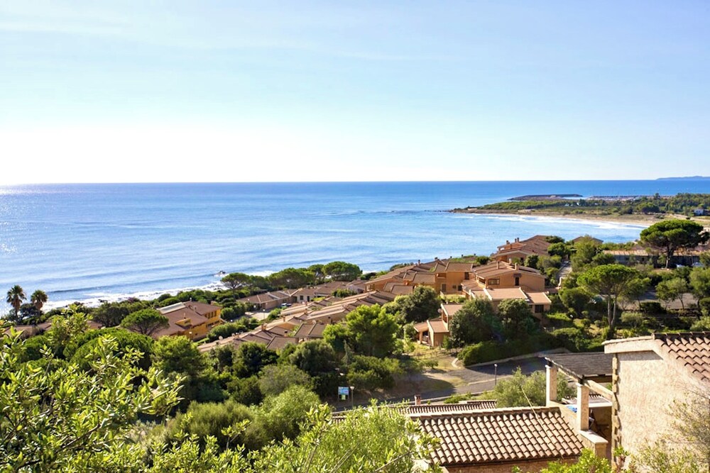Villaggio Porto Corallo 46/50