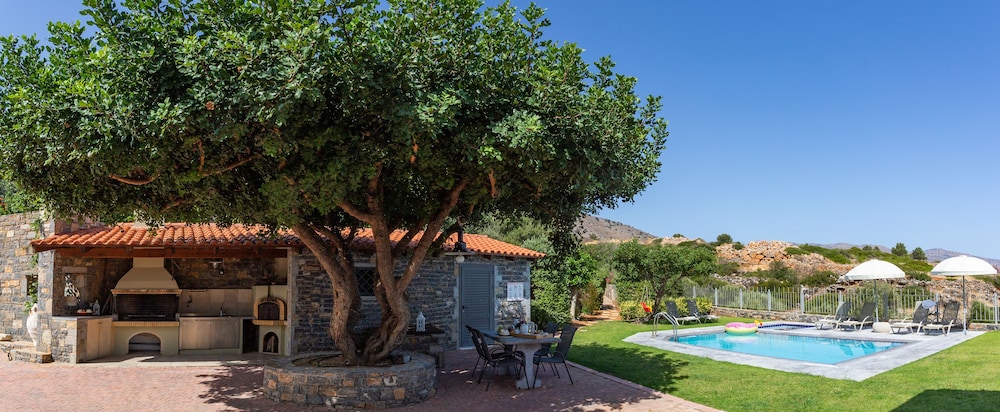 Elounda Olea Villas And Apartments 39/50