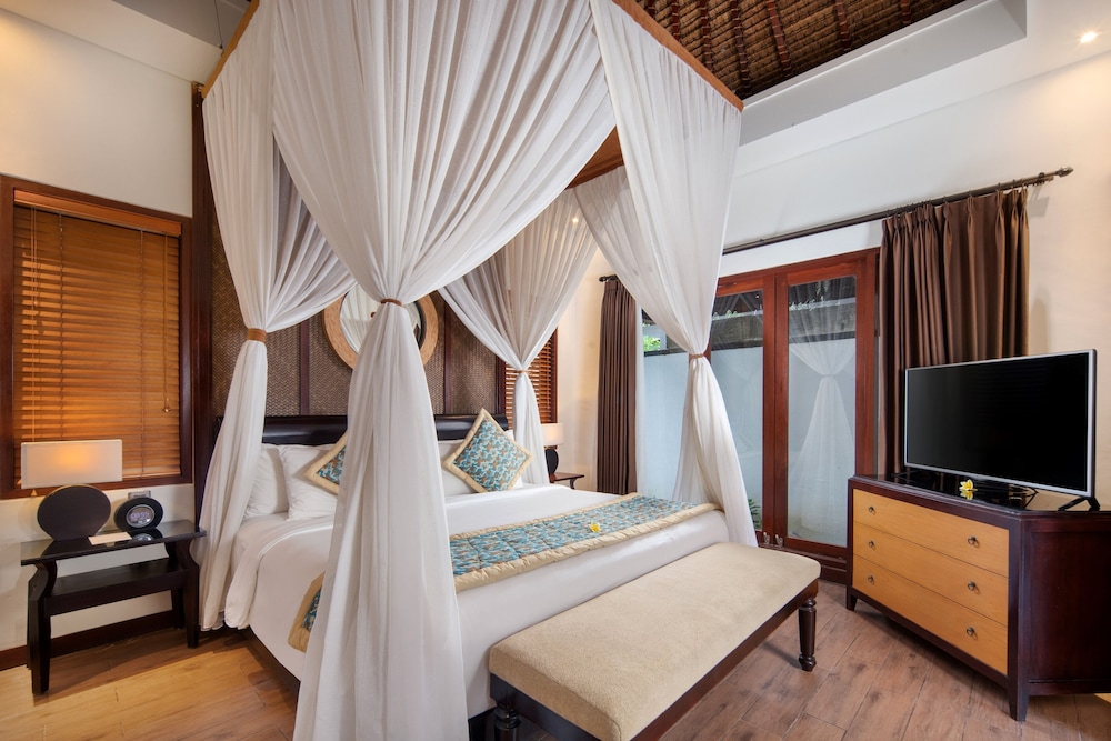 1 Bedroom, Grand, Sanur, Premier, Villa, King Bed, with Pool
