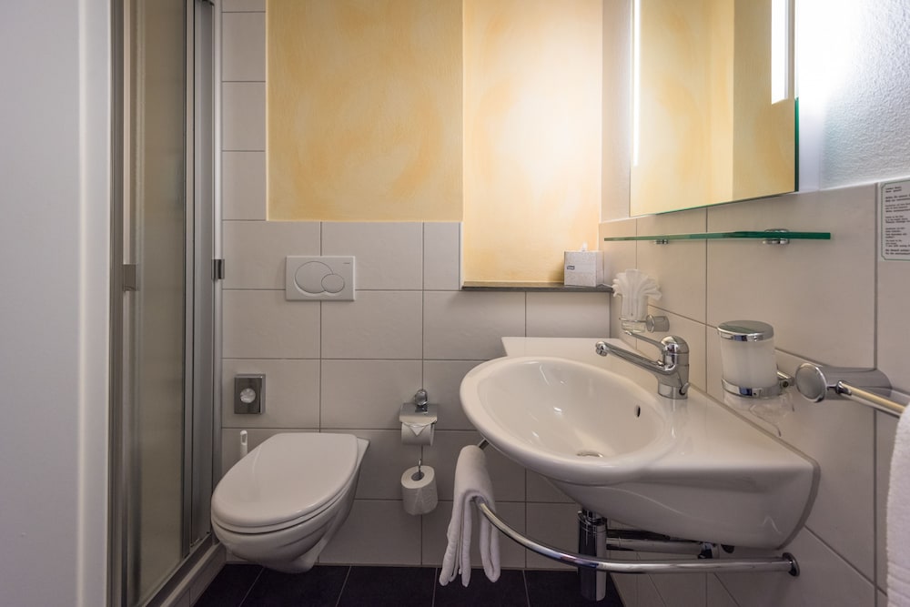 Parkhotel Gunten 46/50