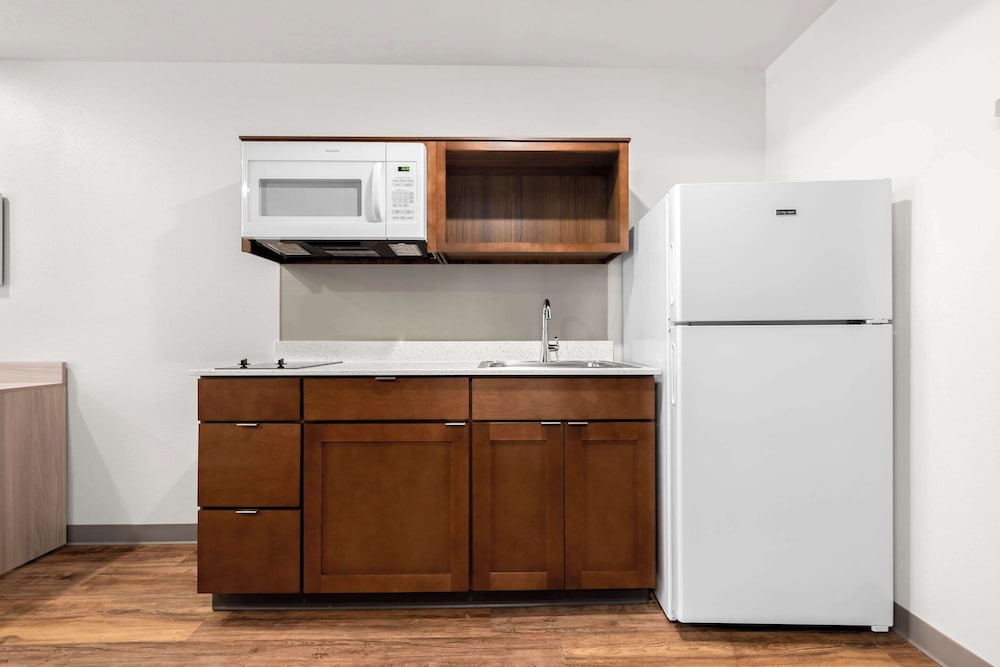 WoodSpring Suites Huntsville - Research Park 6/40