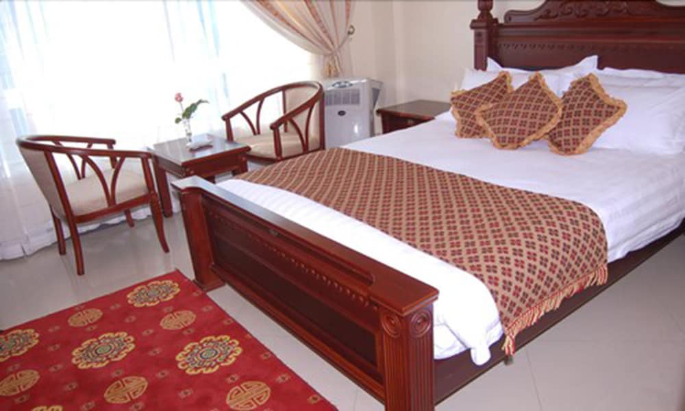 Arusha Corridor Spring Hotel 6/18