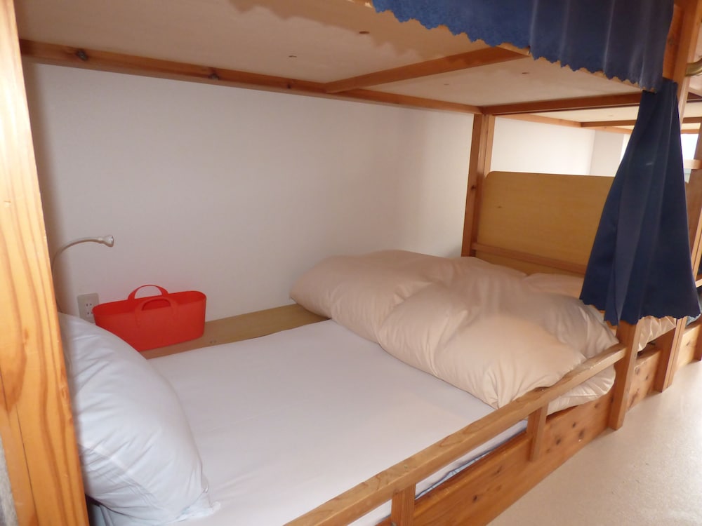 Guesthouse Hyakumanben Cross 17/50
