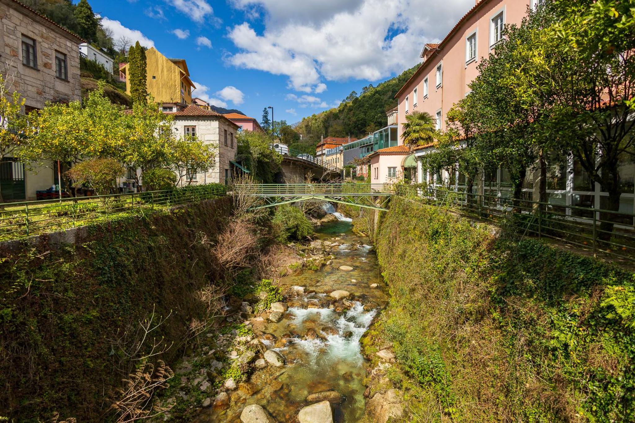 Das Termas 33/44