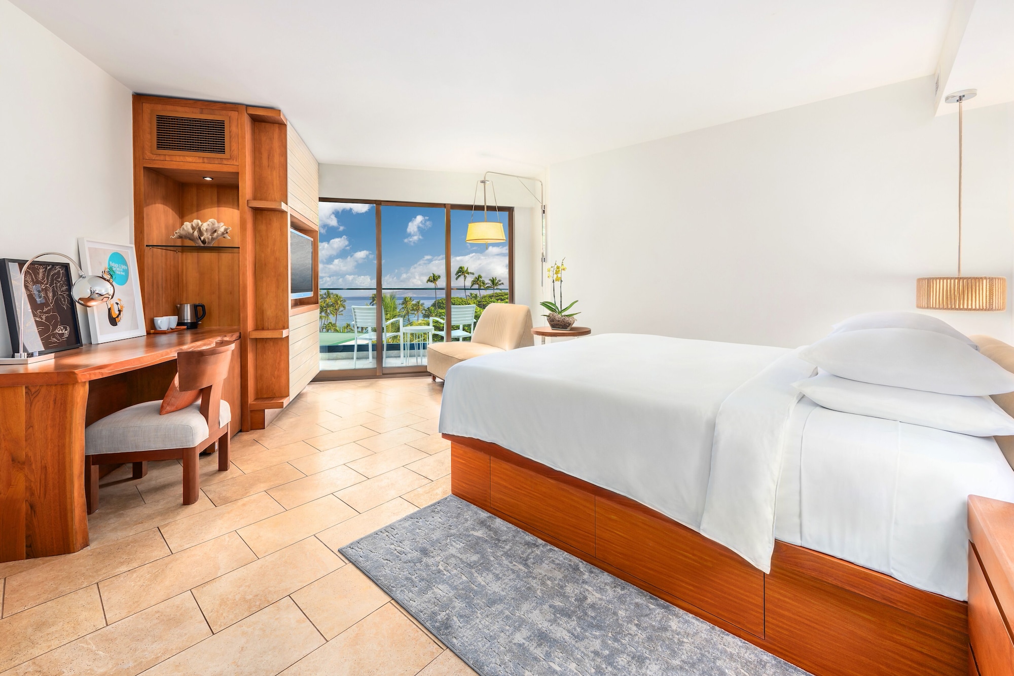 ROOM, KING BED, PARTIAL OCEAN VIEW