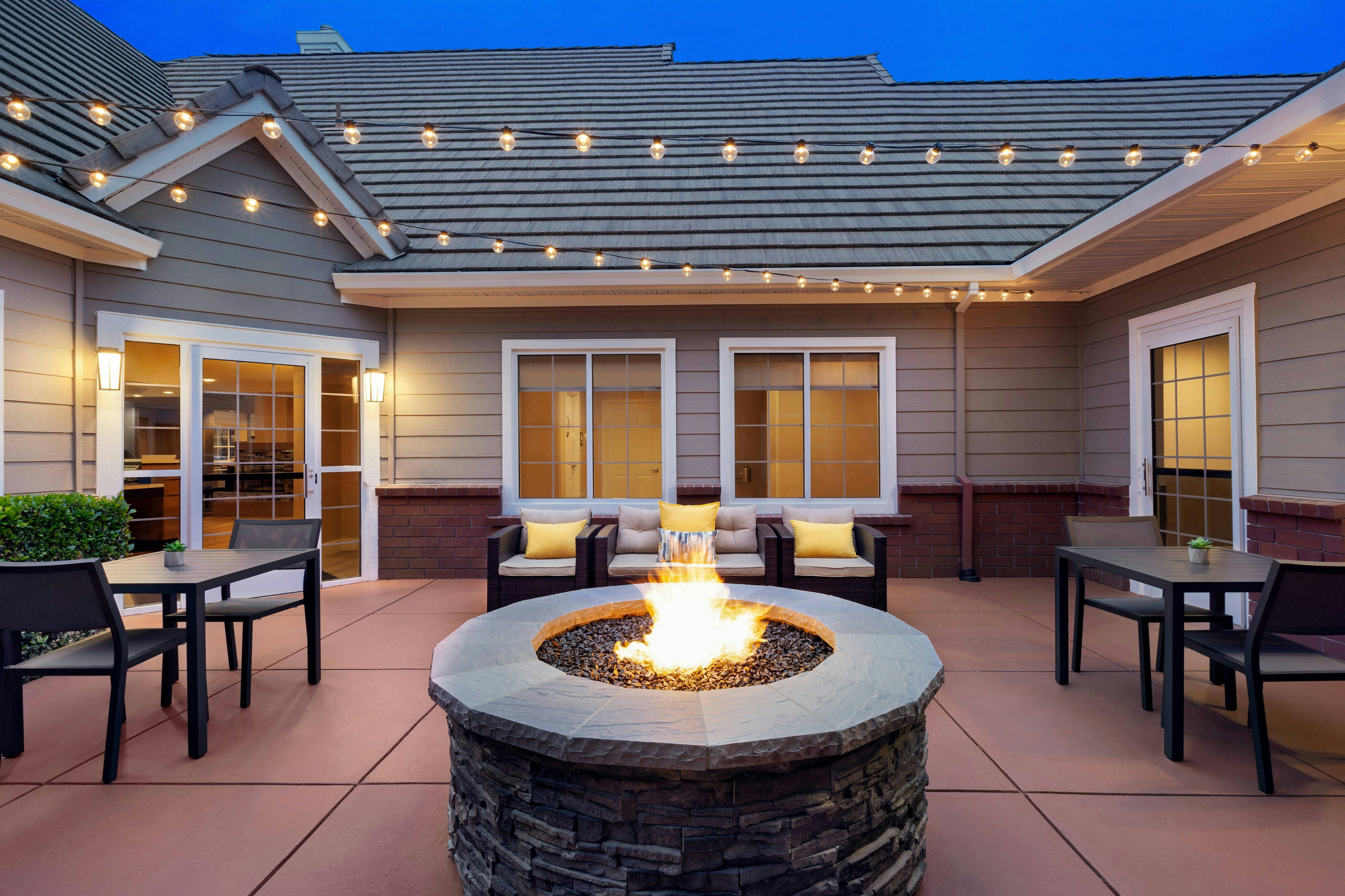 Residence Inn by Marriott Vacaville 31/38