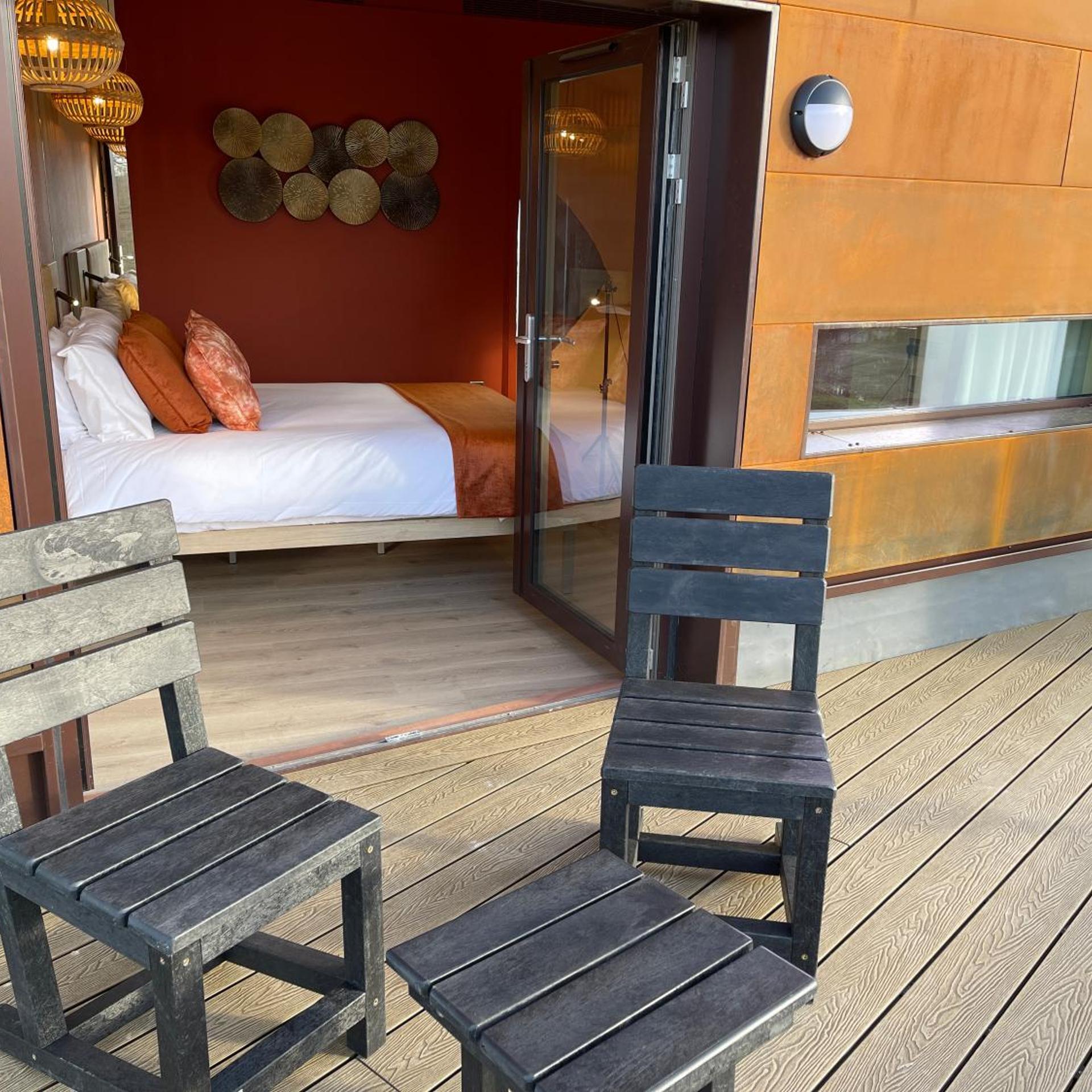 Suite, Balcony, Park Side