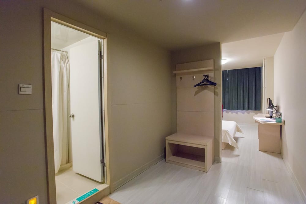 Jinjiang Inn Olympic Park 45/46