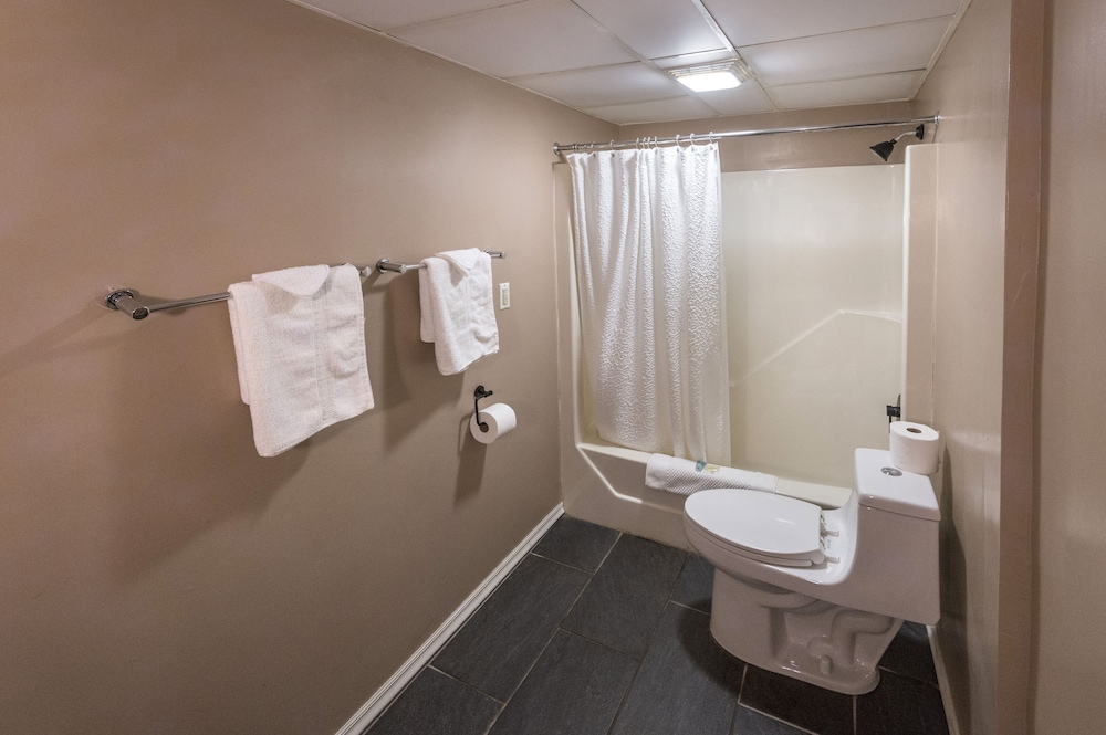 Sunrise Inn Hershey 40/41