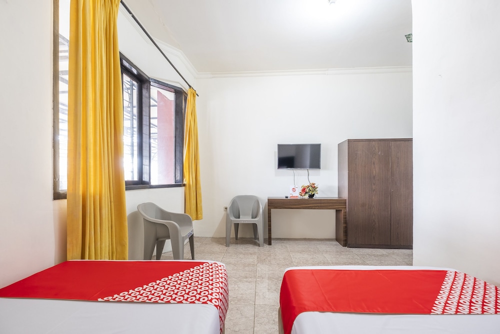 Hotel O Transit 2 13/21