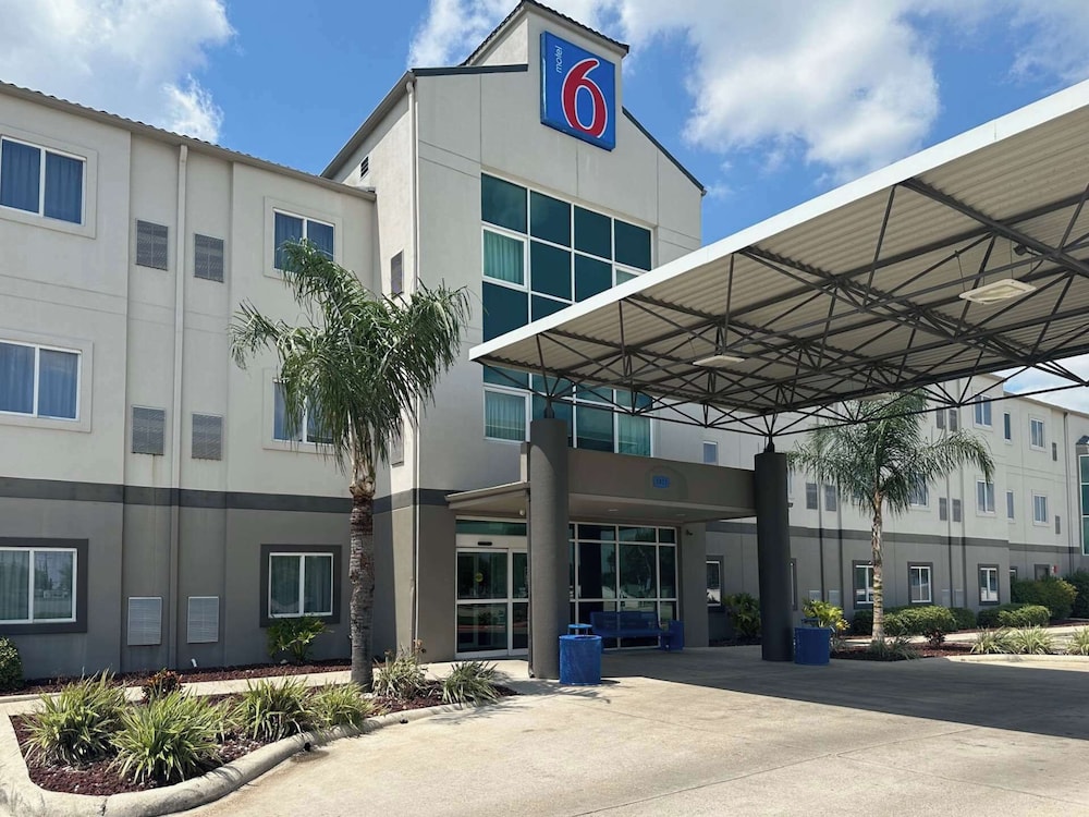 Motel6 Mission, TX 45/49