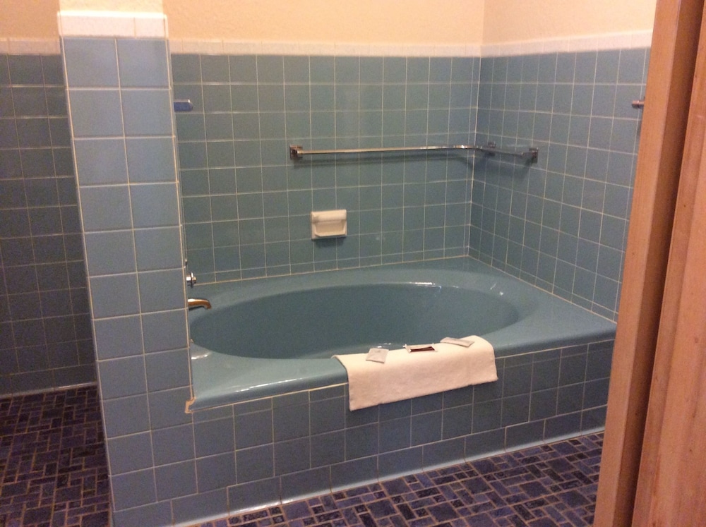 Nevada Inn 26/27