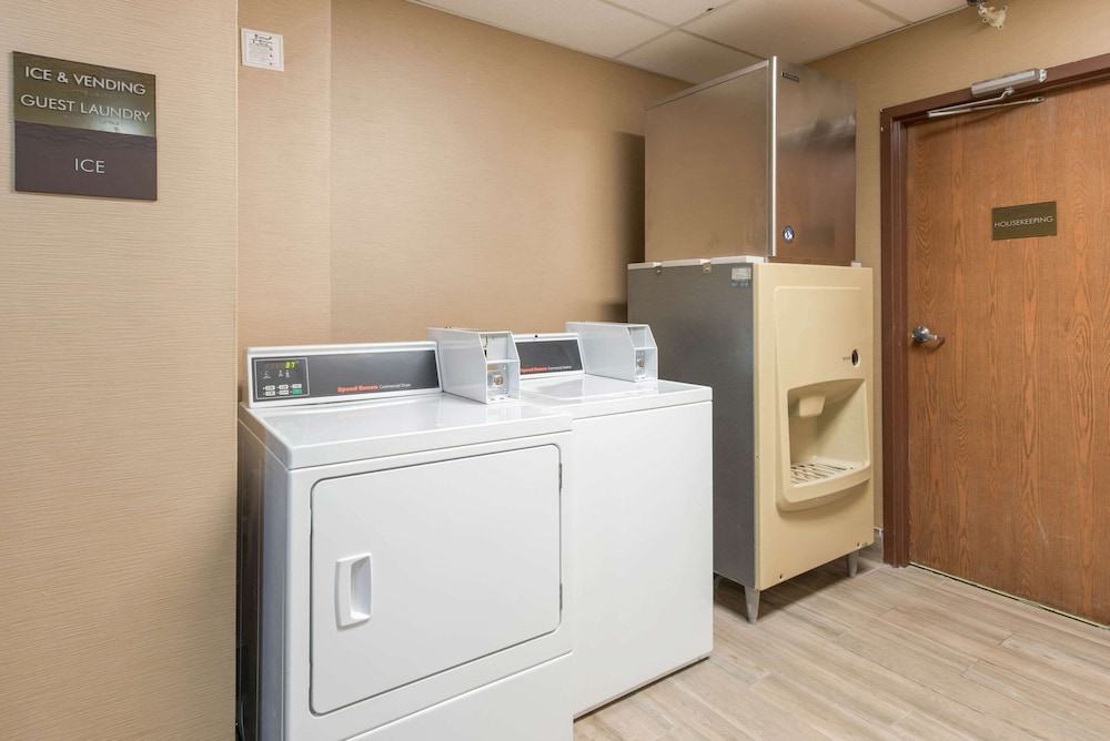 Comfort Inn Grove City - Columbus South 10/23
