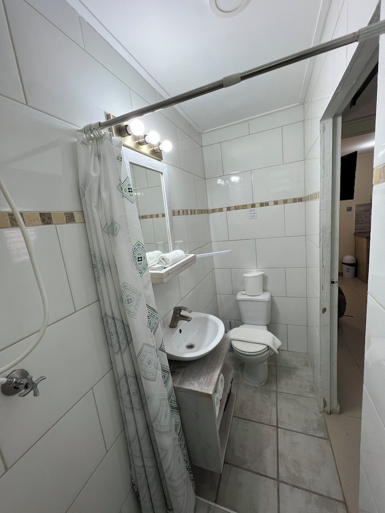 Mustique Suites Curacao 45/50