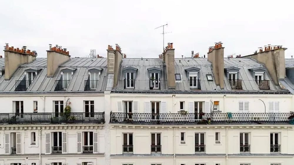 HOTEL DES BAINS 5/60