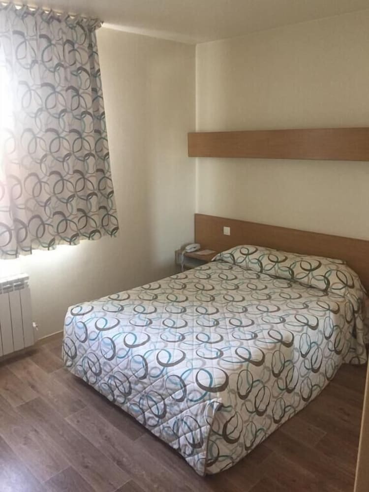CITOTEL LE BOISCHAUT 15/25