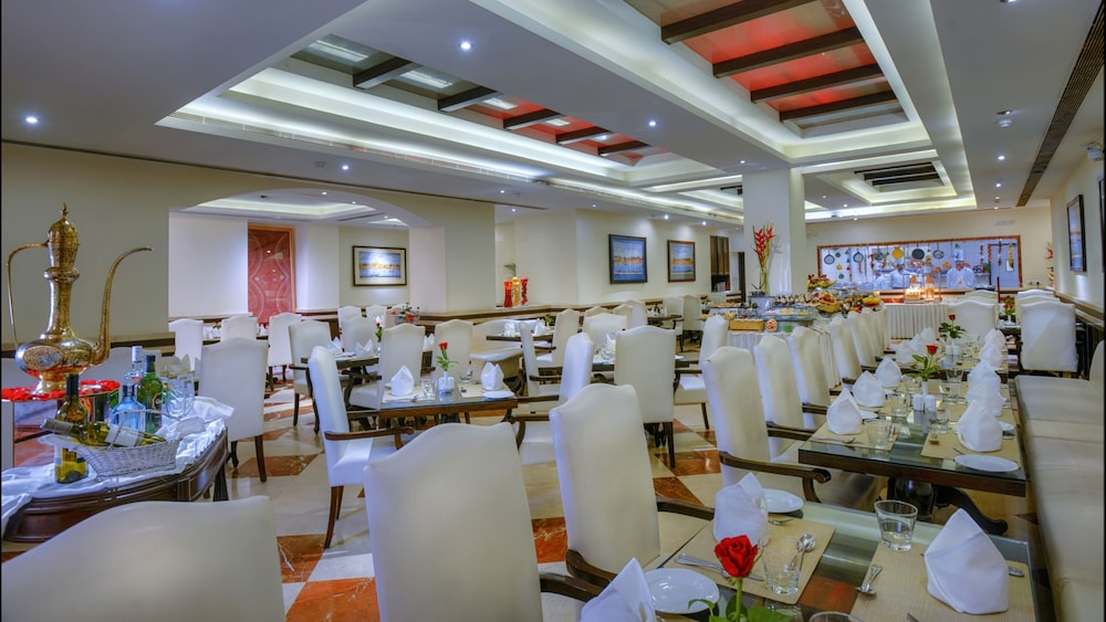 Clarks Hotel 39/50