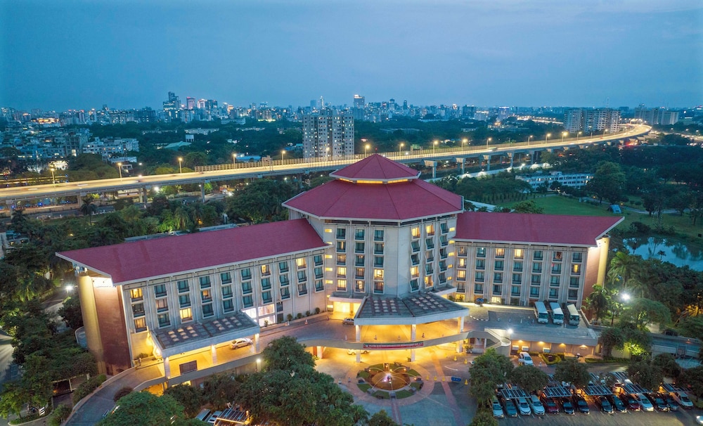 Radisson Blu Dhaka Water Garden 8/83