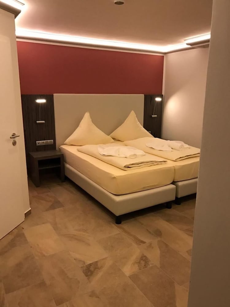 Hotel Sophia 12/45