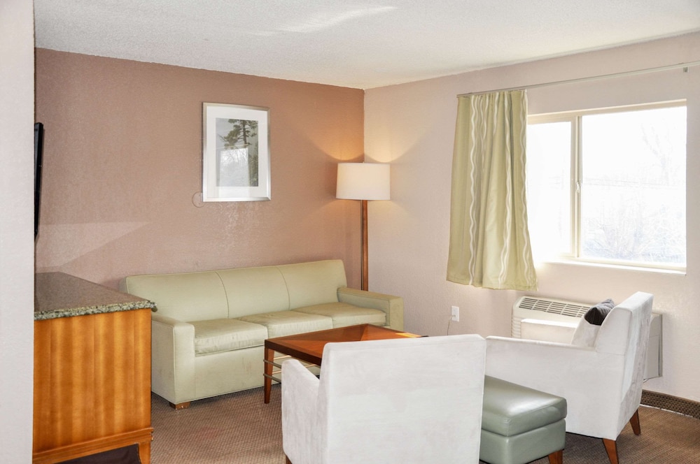 Rodeway Inn Fargo 29/39