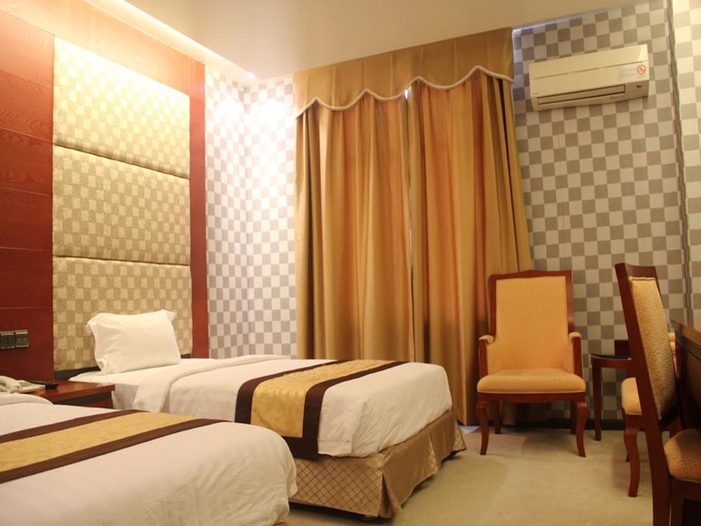 MB Hotel 25/47