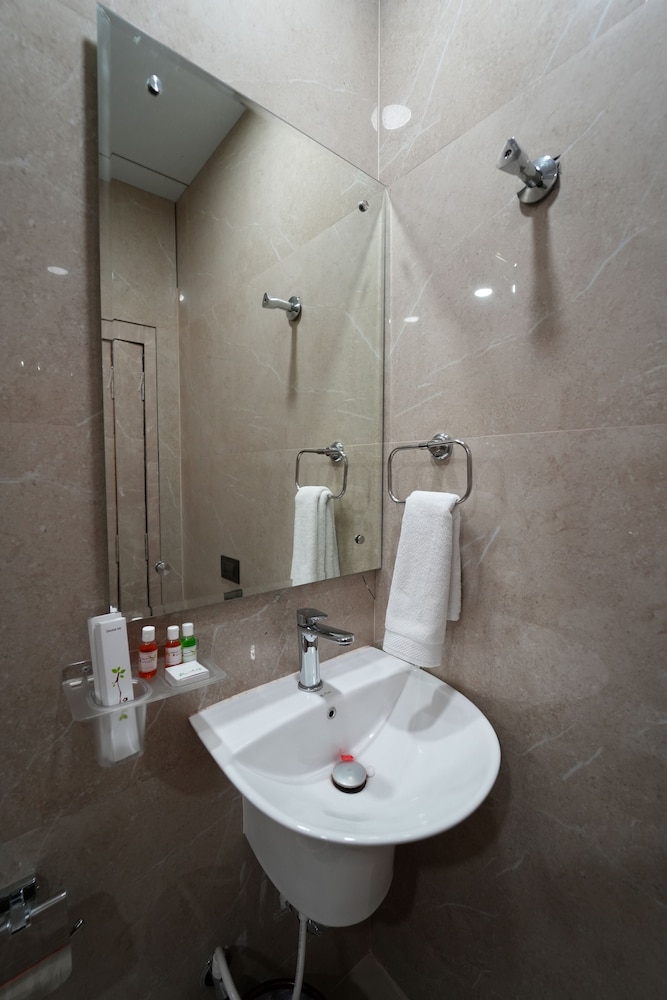 Mevid Hotels 32/34