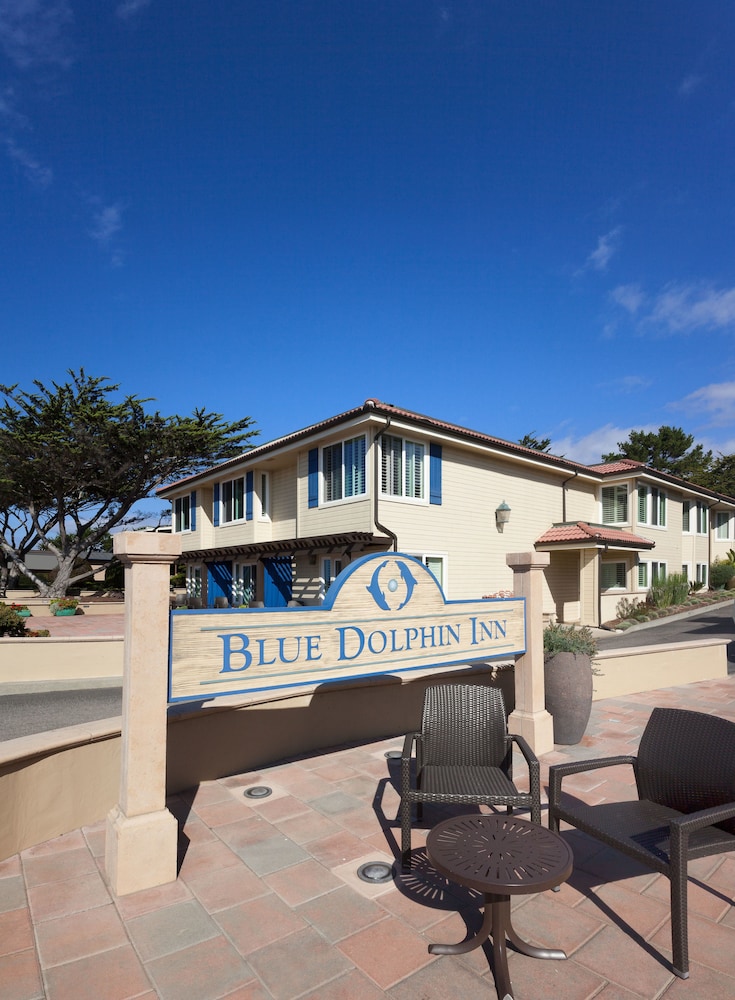 Blue Dolphin Inn 4/32