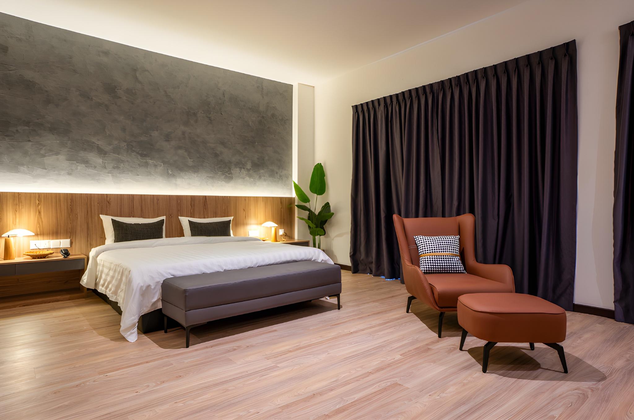 Blu Sentral Hotel 10/19
