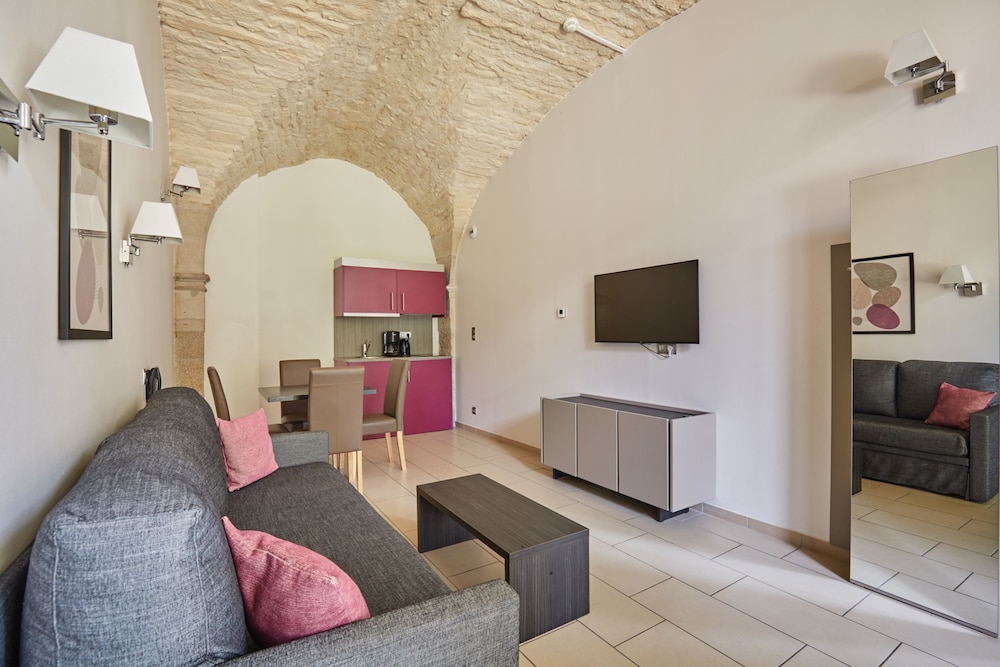 Appart'hotel Odalys City Dijon Centre Les Cordeliers 54/78