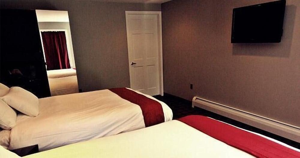 The Anuva Hotel 2/8