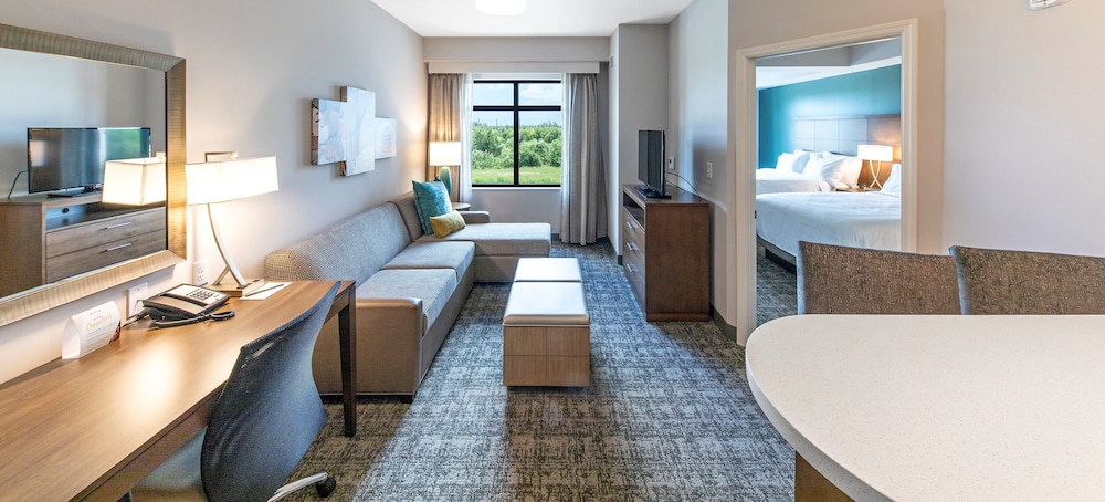 Staybridge Suites Naples Marco Island 46/75