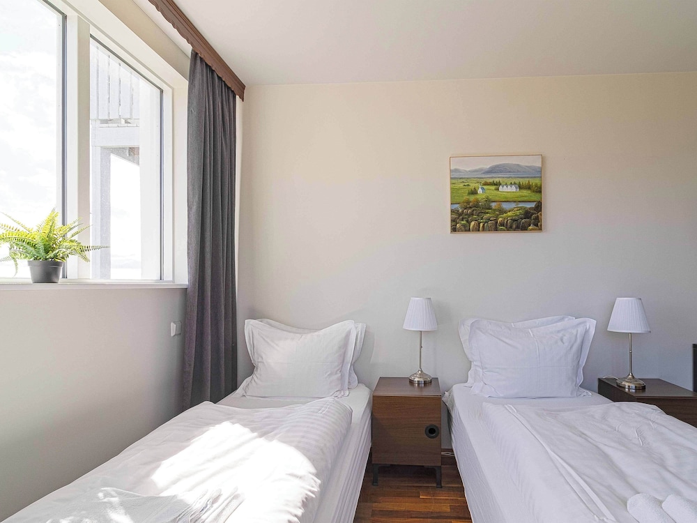 غرفة ثلاثية بحمام خاص، Húsavík Cape Hotel 2/3