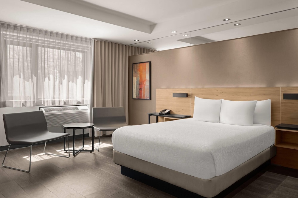 Ramada by Wyndham Laval 28/60