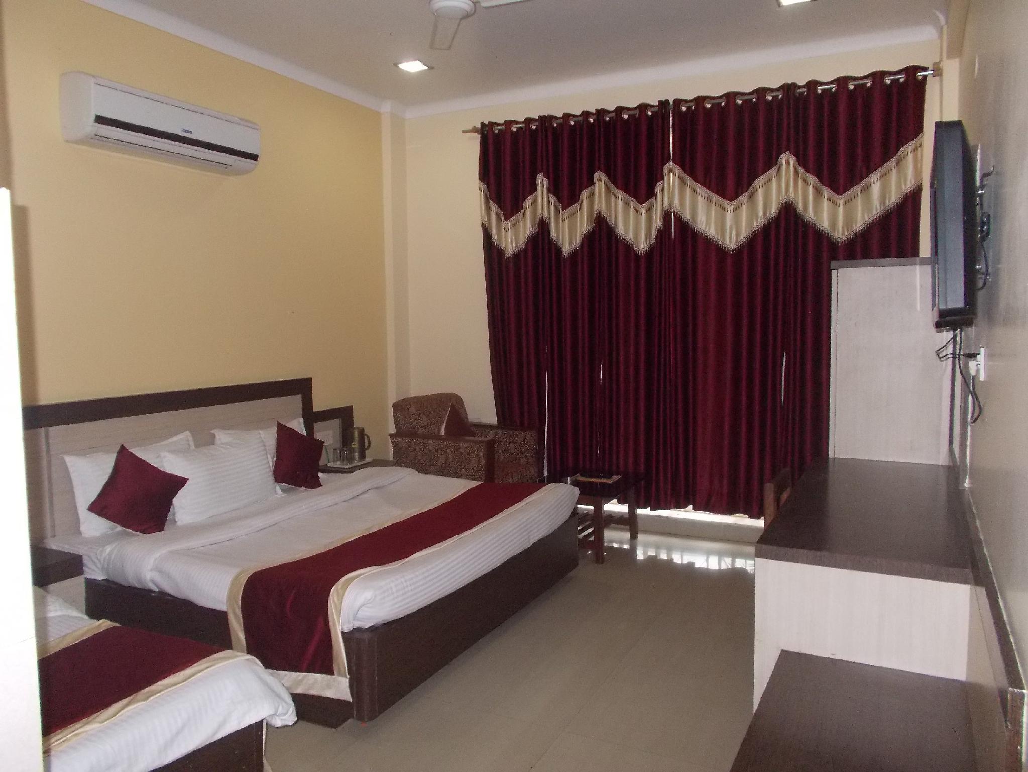 Hotel Shree Palace 18/45