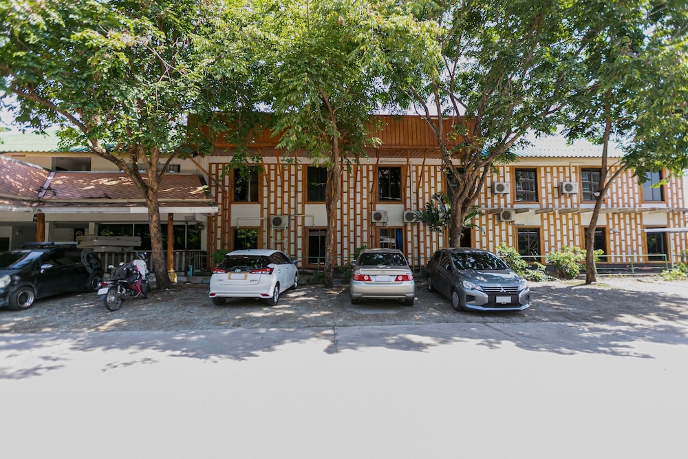 Deeden Pattaya Resort 56/65