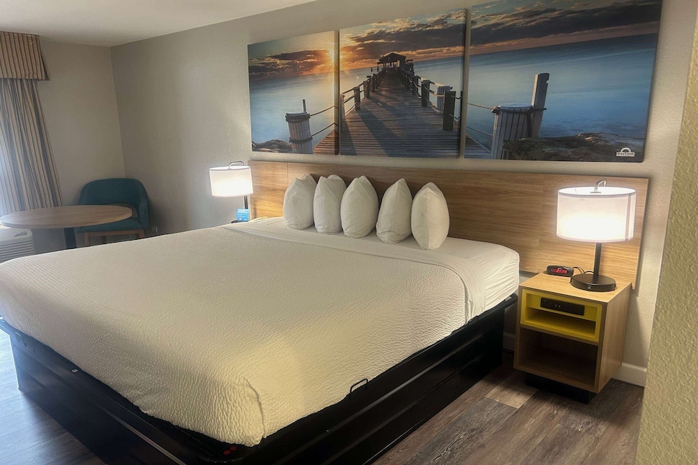 غرفة بسرير كينج لذوي الإعاقة، Days Inn by Wyndham Port Charlotte/Punta Gorda 5/10