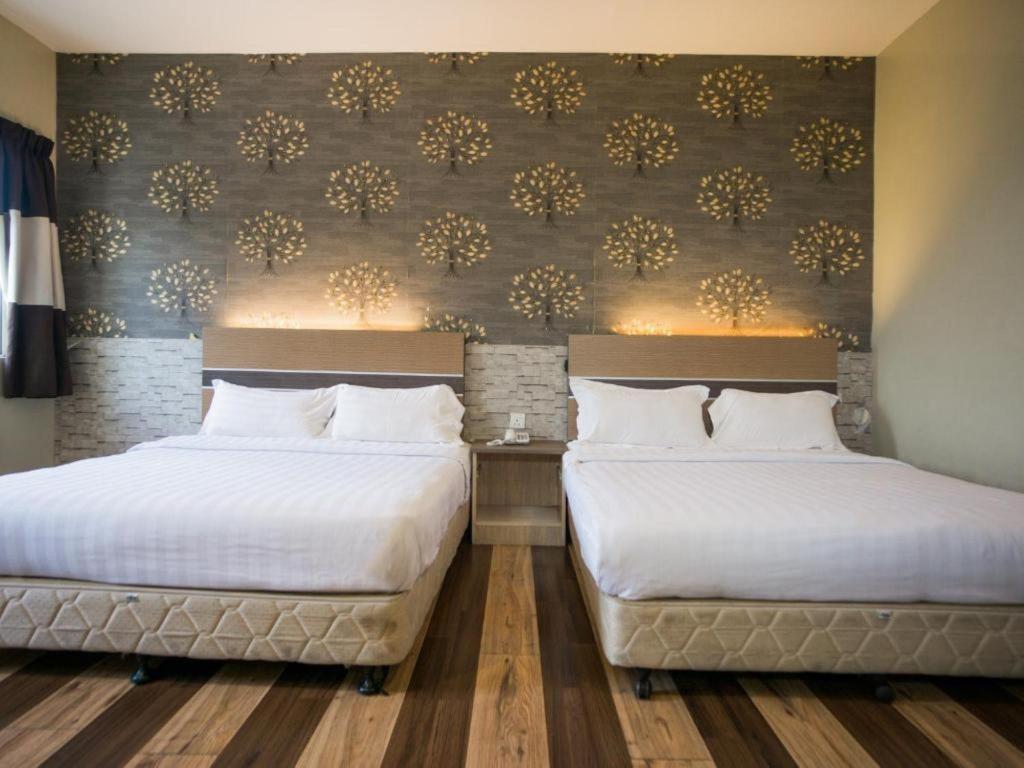 Swing & Pillows @ Sky Star KLIA 1 KLIA 2 34/52